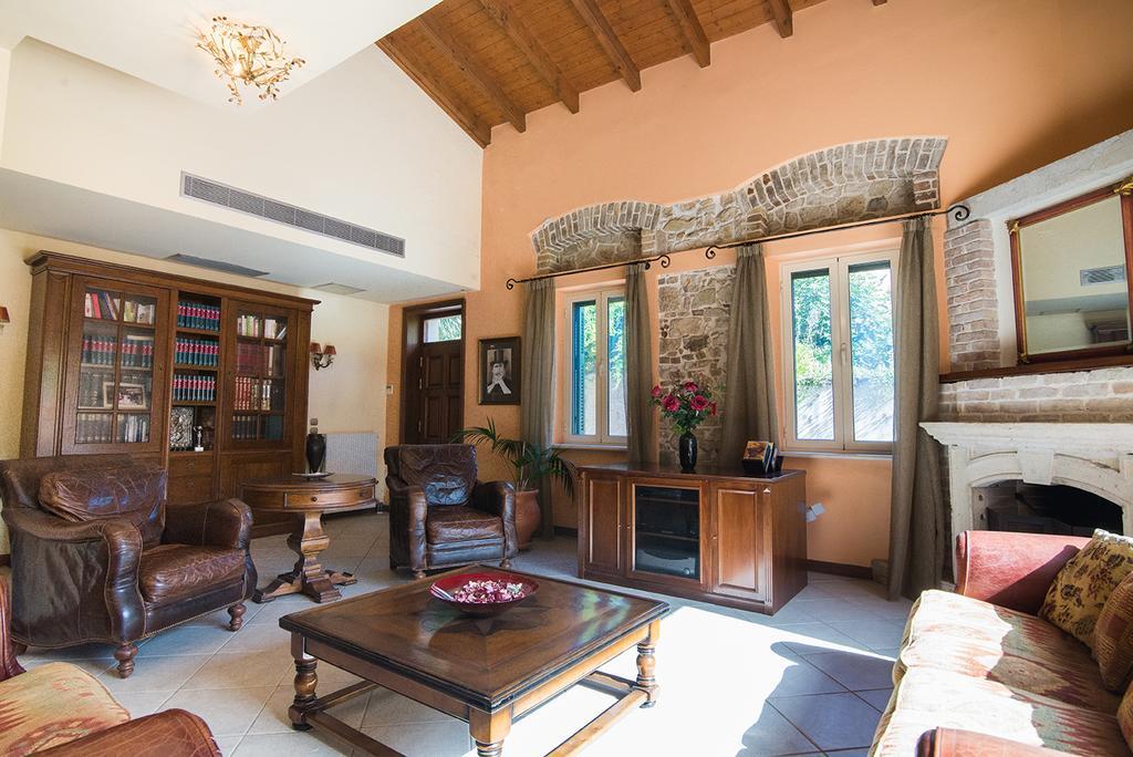 Moraitis Mansion Lejlighed Corfu  Eksteriør billede